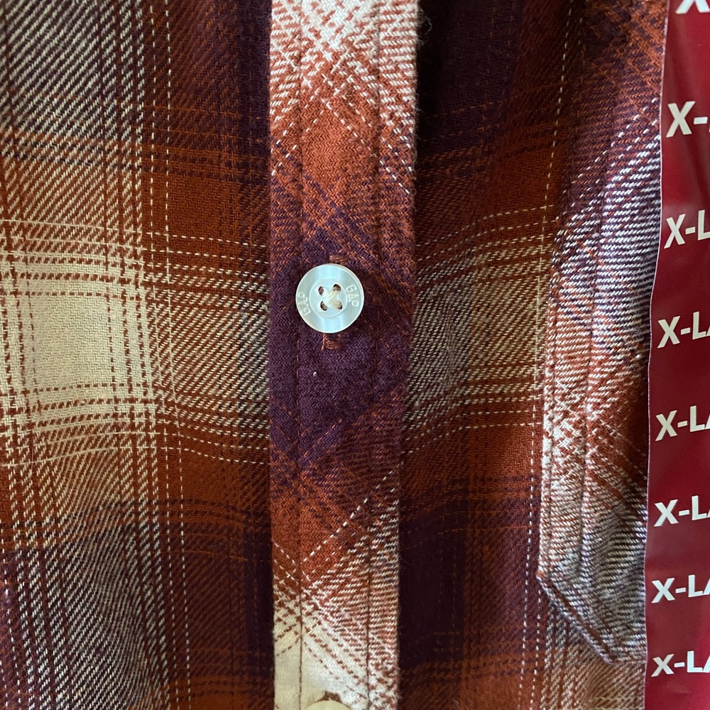 Gap Women's Long-Sleeved Button-Down Flannel Top Size XL Relaxed Fit Plaid NWT - Picture 3 of 8